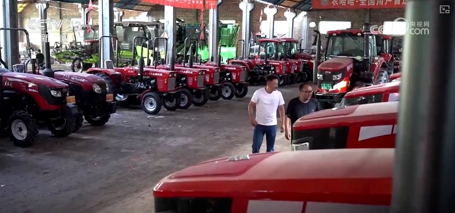 更“新”换“新”服务升级、优惠加码 “换新潮”激活消费市场多元活力 更“新”换“新”服务升级、优惠加码 “换新潮”激活消费市场多元活力