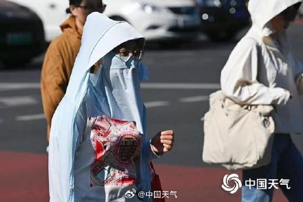北京现今年来首个高温 明天到周末最高温仍有33℃至34℃ 北京现今年来首个高温 明天到周末最高温仍有33℃至34℃