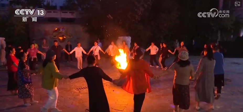 含“金”量提升!银发经济跑出“加速度” 焕发消费“青春活力” 含“金”量提升!银发经济跑出“加速度” 焕发消费“青春活力”