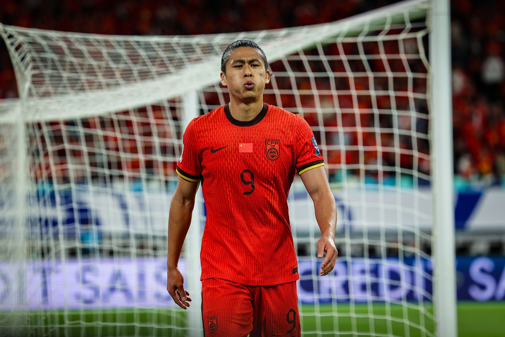 张玉宁、王钰栋搭档锋线!世预赛中国男足战印尼队首发出炉 张玉宁、王钰栋搭档锋线!世预赛中国男足战印尼队首发出炉