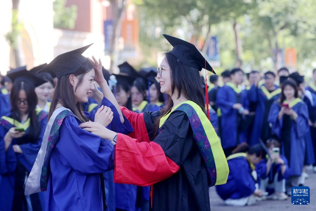 浙江德清:大学又迎毕业季 浙江德清:大学又迎毕业季