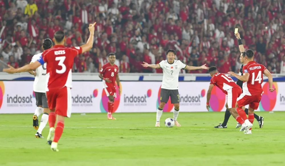 国足不敌印尼,提前一轮确定无缘2026世界杯 国足不敌印尼,提前一轮确定无缘2026世界杯