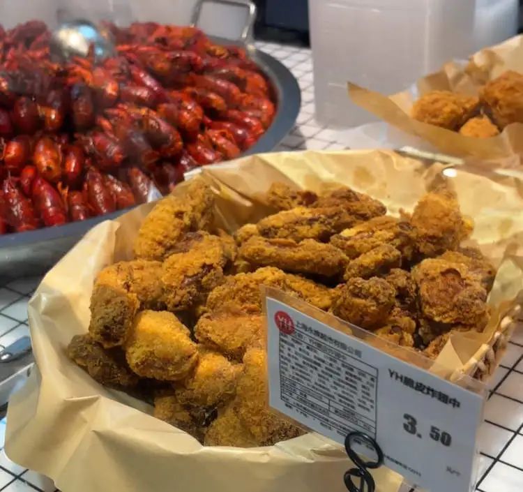 “上海的胖东来”亲测!明星爆款仍缺席,胖东来商品仅有67款!但还是… “上海的胖东来”亲测!明星爆款仍缺席,胖东来商品仅有67款!但还是…