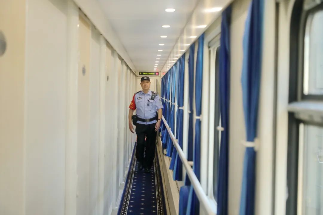 北京铁路乘警5个月帮旅客找回价值357万的遗失财物