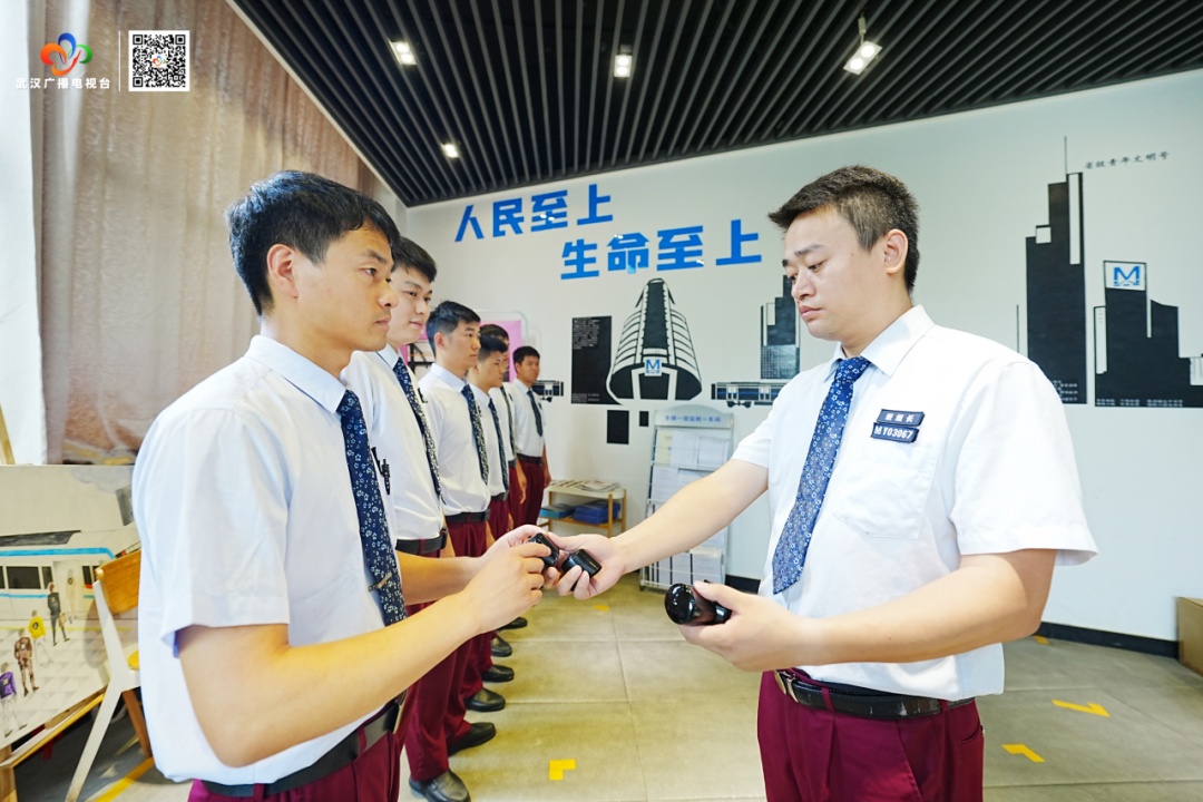 武汉地铁发布考点出行提示