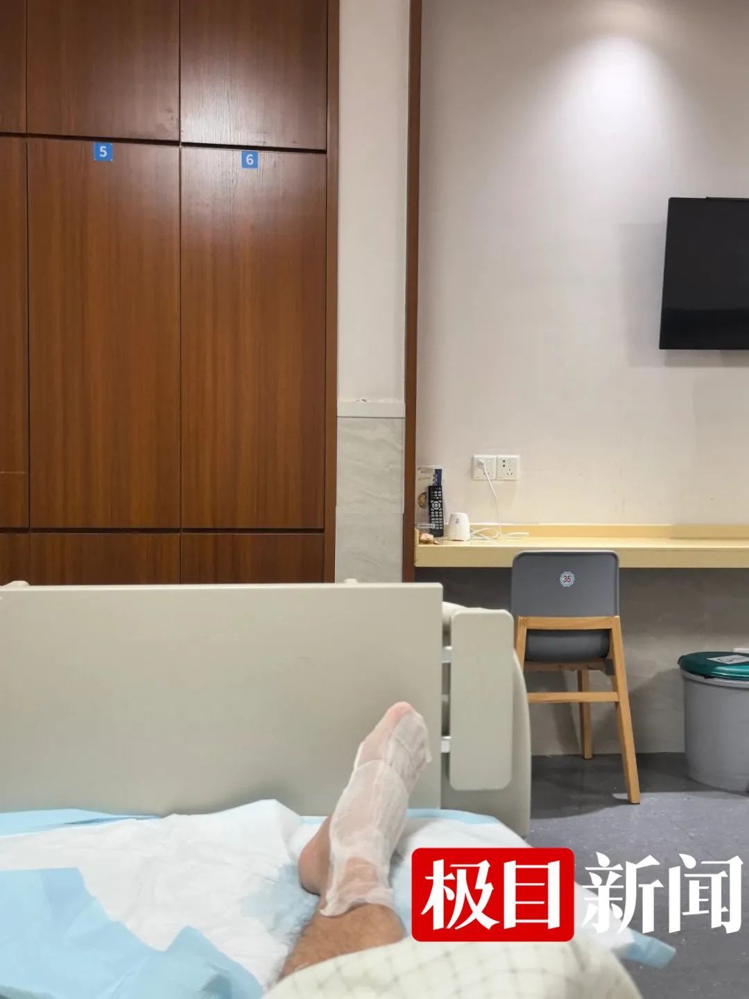 男子湖边散步脚被咬伤！近期高发