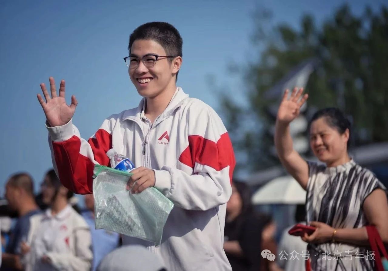 必胜直击2025年北京高考首日 必胜直击2025年北京高考首日