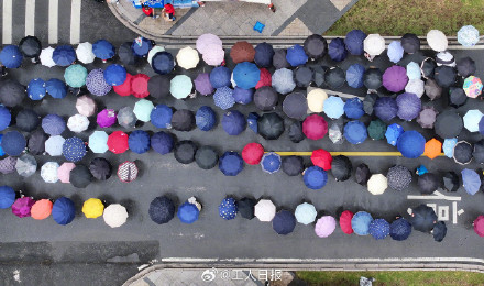 高考首日全国多地现场直击