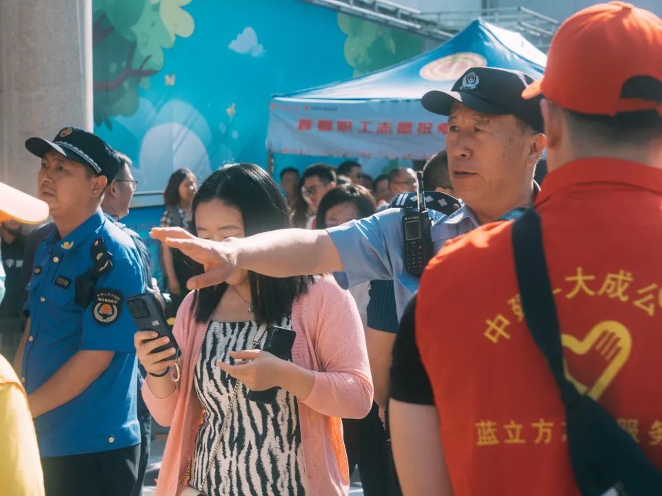 车号“985”警号“211” 今年的护航自带幸运“buff” 车号“985”警号“211” 今年的护航自带幸运“buff”