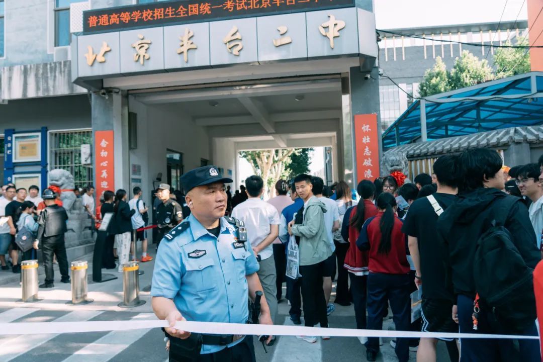 车号“985”警号“211” 今年的护航自带幸运“buff” 车号“985”警号“211” 今年的护航自带幸运“buff”