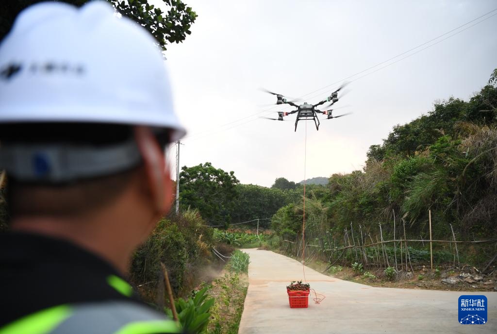 无人机拓路 助“荔”飞达 无人机拓路 助“荔”飞达