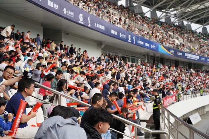 从“村超”到“苏超”,从“追球”到“追求” 从“村超”到“苏超”,从“追球”到“追求”