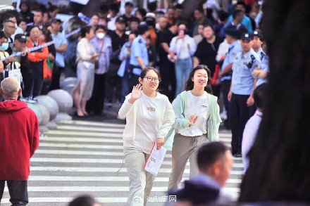 直击2025年高考现场! 直击2025年高考现场!