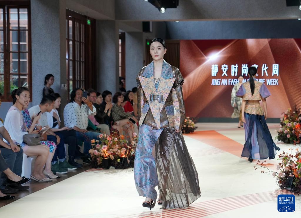 上海:首届静安时尚文化周在张园启幕 上海:首届静安时尚文化周在张园启幕