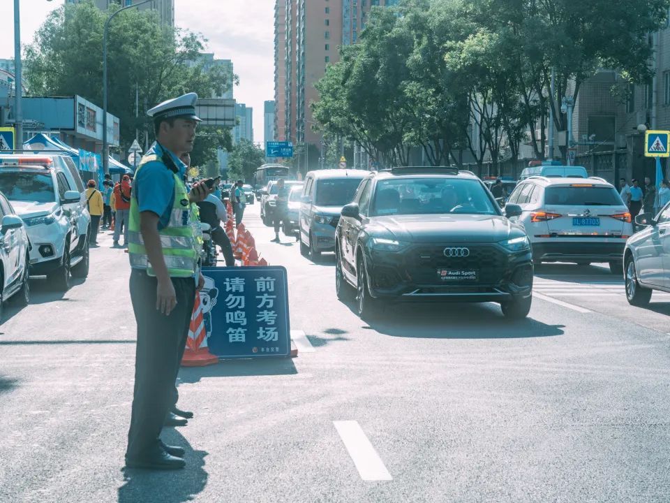 车号“985”警号“211” 今年的护航自带幸运“buff” 车号“985”警号“211” 今年的护航自带幸运“buff”