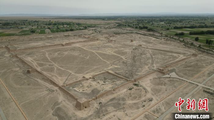 探访甘肃高台骆驼城遗址:城墙巍然立,房舍岁月湮 探访甘肃高台骆驼城遗址:城墙巍然立,房舍岁月湮