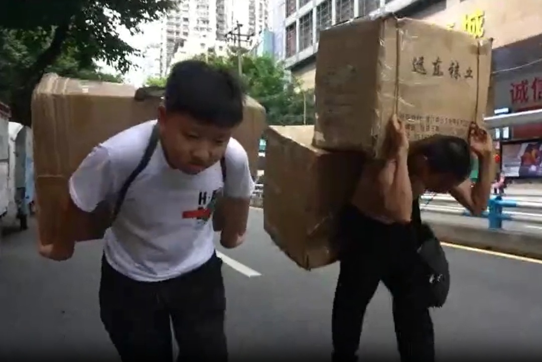 今天,爸爸没来送考 今天,爸爸没来送考