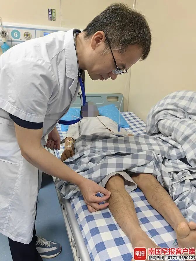 广西一男子被毒蛇咬伤,注射血清后仍陷入昏迷!再次注射后…… 广西一男子被毒蛇咬伤,注射血清后仍陷入昏迷!再次注射后……