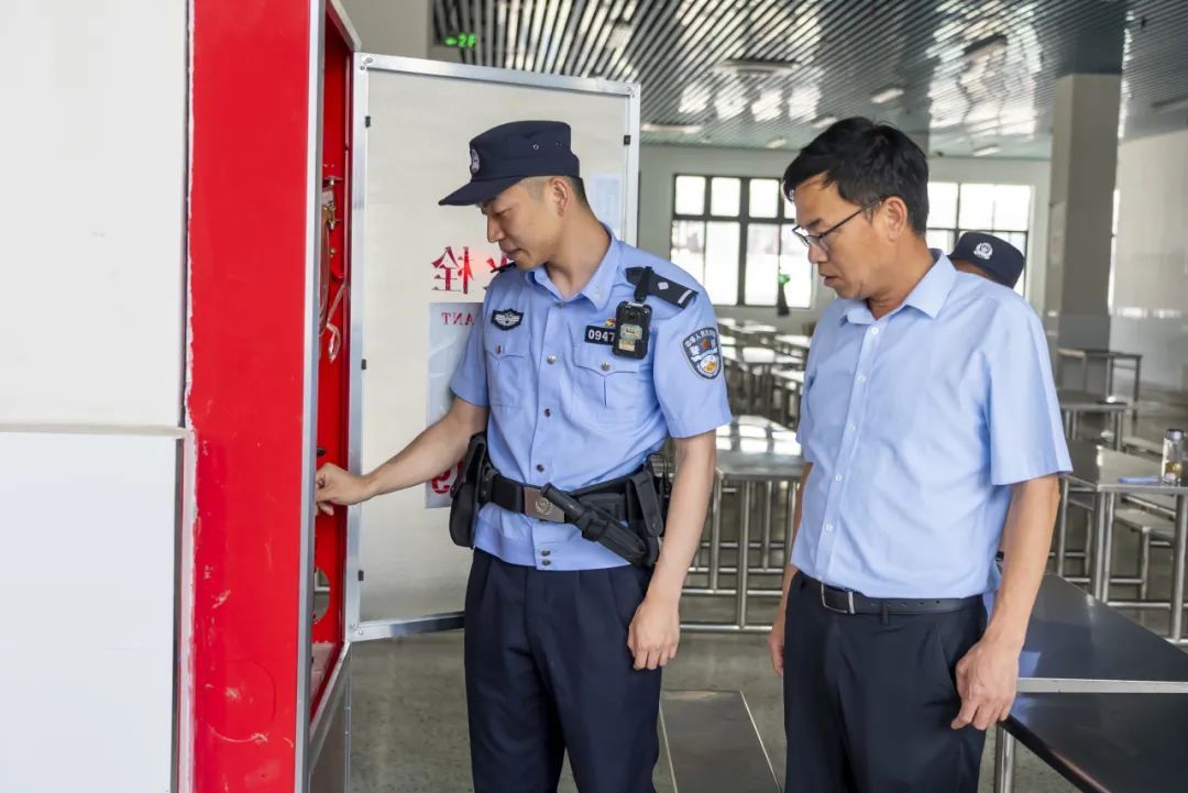 帅蜀黍,我老师! 帅蜀黍,我老师!