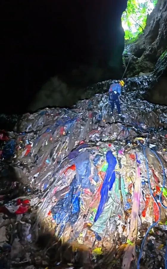 微信群发表不当言论,卢志富被停职! 微信群发表不当言论,卢志富被停职!