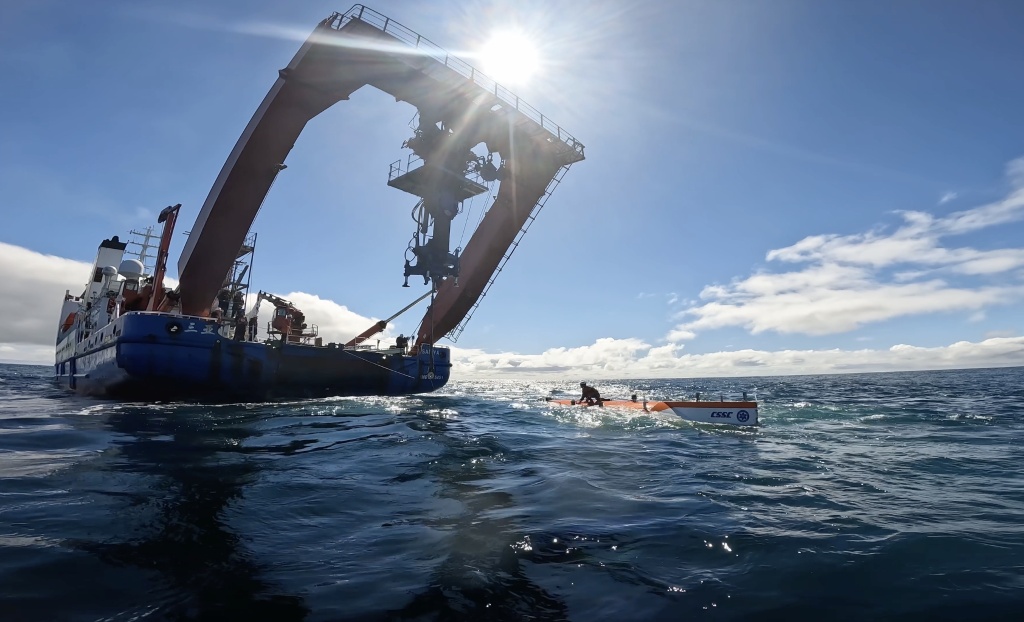 中国深渊科考,走向世界! 中国深渊科考,走向世界!