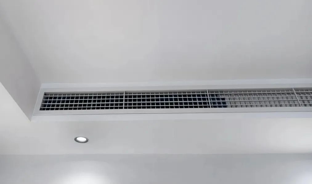 空调一开一关费电，还是一直开着费电？