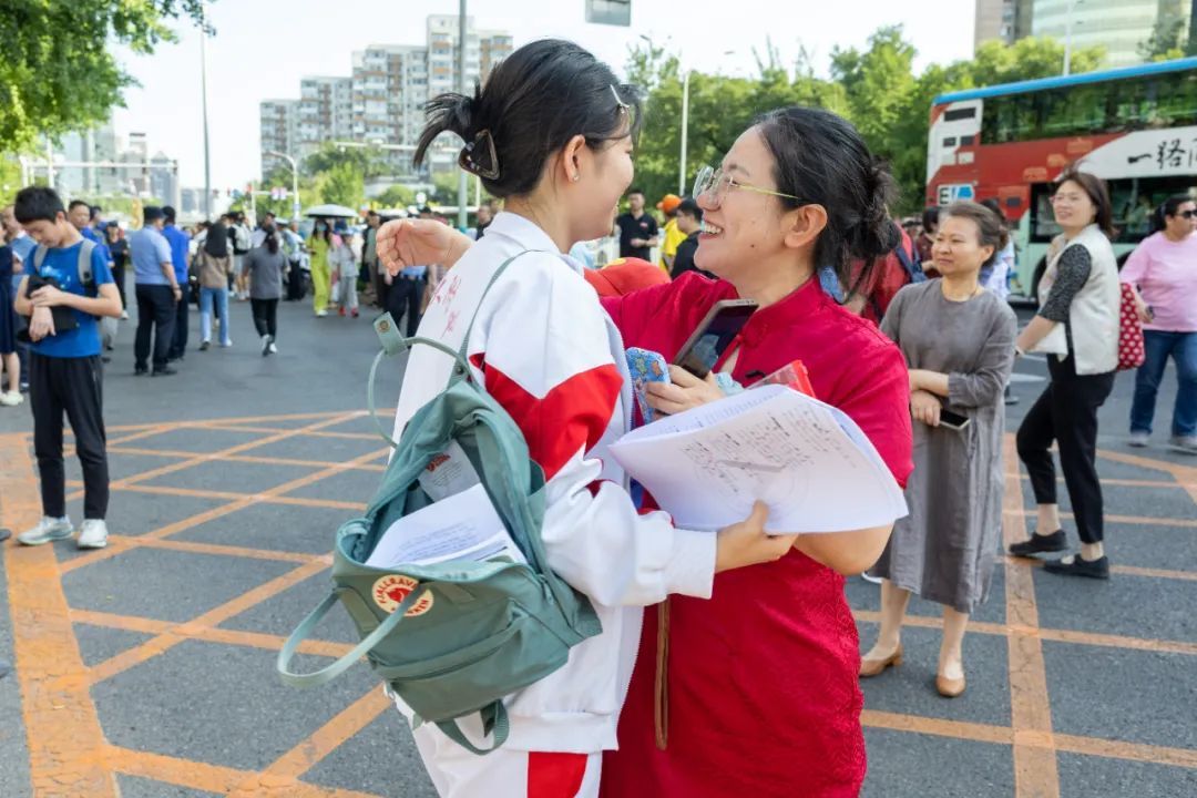 “高考例行新闻”没等到?这才是最好的消息! “高考例行新闻”没等到?这才是最好的消息!
