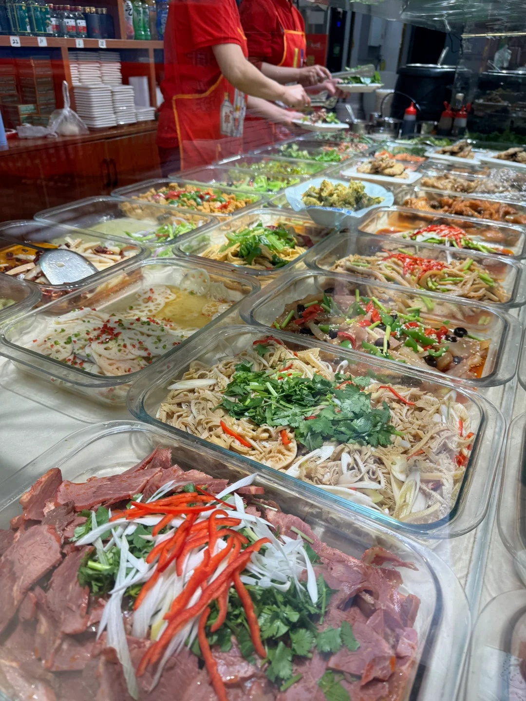 在河南，为啥先上桌的是“八道凉菜”？