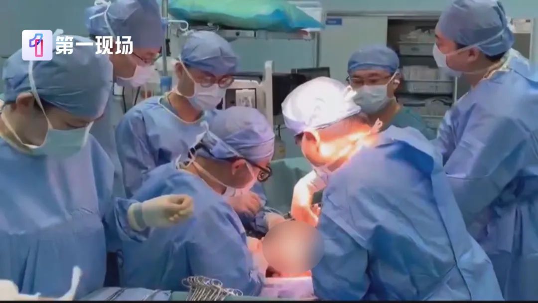 17岁女孩肚子大，买衣服时店员看出端倪…这一点家长要注意！