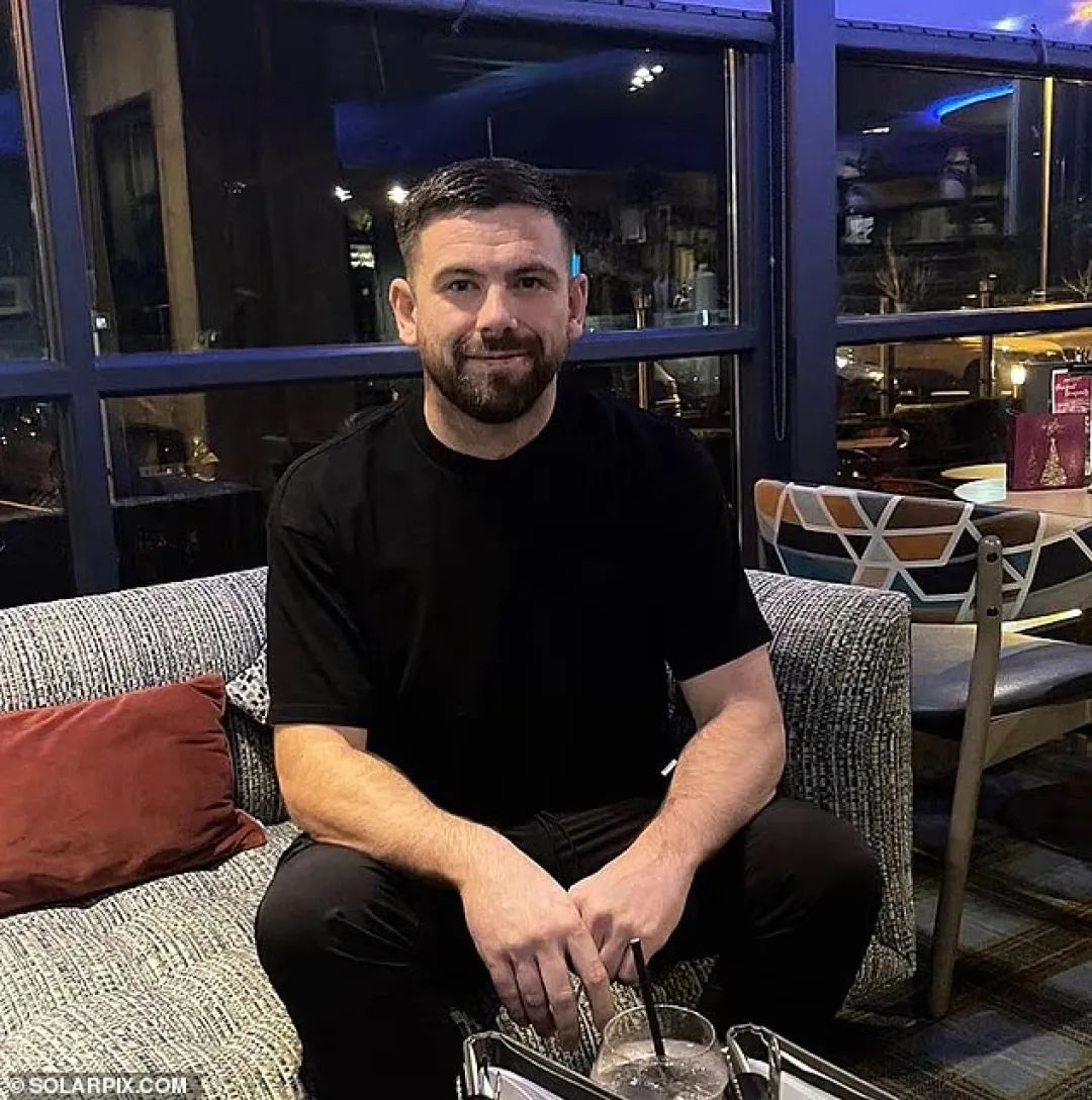 英国男子醉酒后翻别人家围墙,结果另一边是悬崖,警方搜寻一周才找到他的遗体 英国男子醉酒后翻别人家围墙,结果另一边是悬崖,警方搜寻一周才找到他的遗体