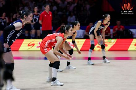 3比0!中国女排胜法国 3比0!中国女排胜法国