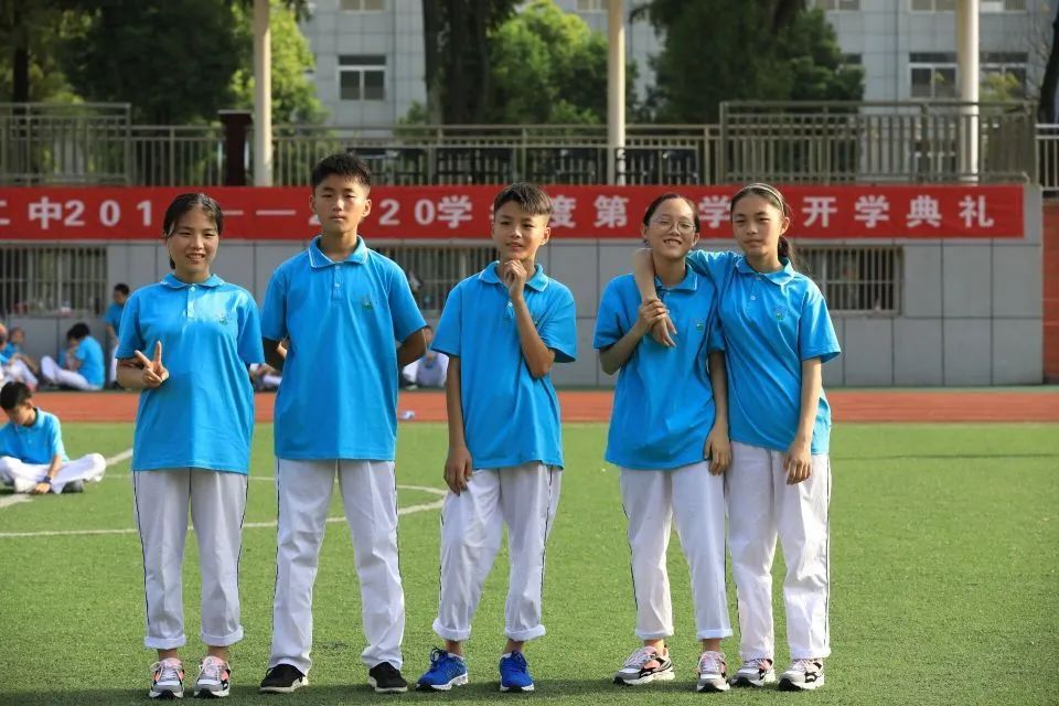 五胞胎参加高考！校方免除超50万元高中费用，父亲：顺利进考场就成功了百分之五十