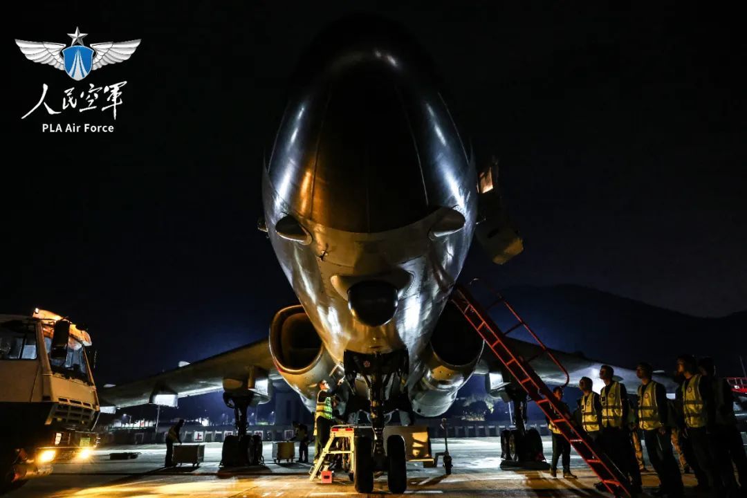 霸气值拉满!“战神”直冲云霄 霸气值拉满!“战神”直冲云霄