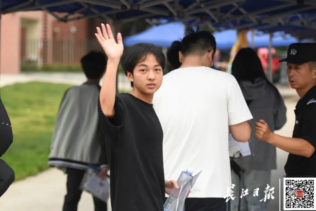 曾被武汉全城牵挂的他，参加高考了