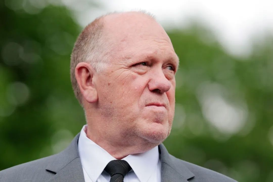 特朗普下令:解放洛杉矶!警方开枪 特朗普下令:解放洛杉矶!警方开枪