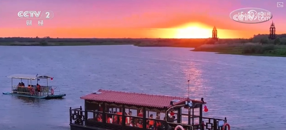穿越古蜀道、雨中限定……焕新升级!夏日文旅亮点纷呈激活消费新引擎 穿越古蜀道、雨中限定……焕新升级!夏日文旅亮点纷呈激活消费新引擎