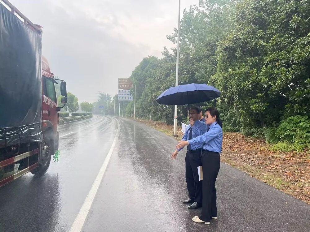 摩的司机深夜被杀，12年后嫌疑人落网却辩称“拾刀自卫”……多项证据揭开案件真相