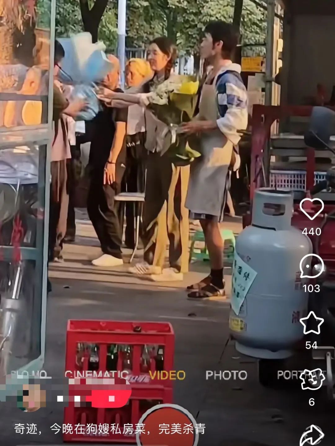 知名女演员在深圳送外卖！许多人偶遇了……