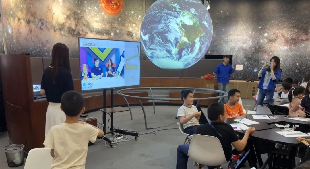 资讯动态 | 玩具连中泰,在小球大世界里碰撞智趣火花 资讯动态 | 玩具连中泰,在小球大世界里碰撞智趣火花