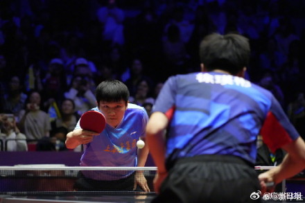 2025乒超开门红!樊振东让二追三逆转徐瑛彬 2025乒超开门红!樊振东让二追三逆转徐瑛彬