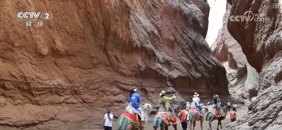 穿越古蜀道、雨中限定……焕新升级!夏日文旅亮点纷呈激活消费新引擎 穿越古蜀道、雨中限定……焕新升级!夏日文旅亮点纷呈激活消费新引擎