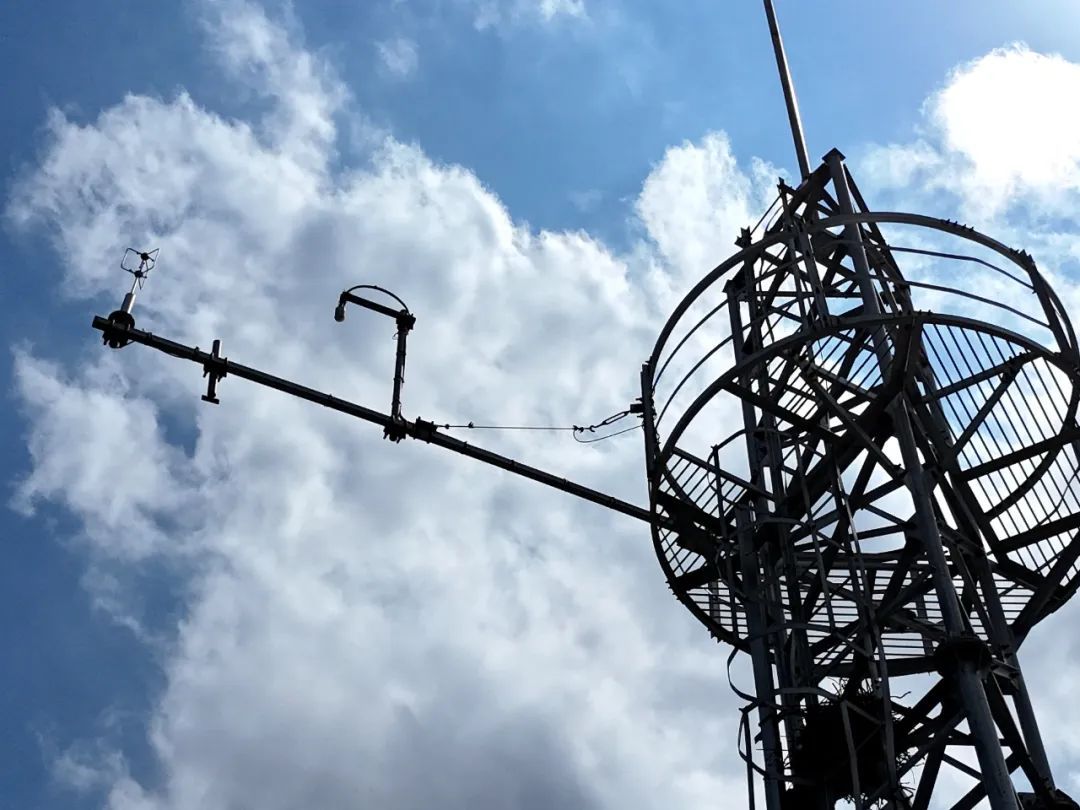 贵阳,大风预警!最大9级! 贵阳,大风预警!最大9级!