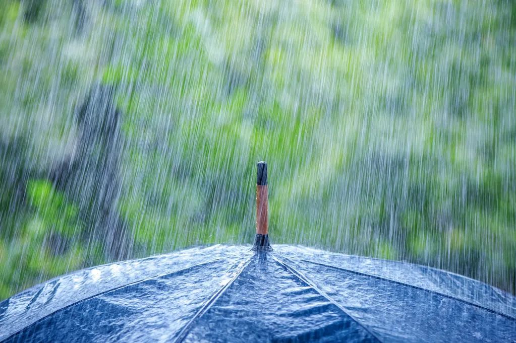 北京10区发布雷电蓝色预警！雷阵雨+短时大风+小冰雹