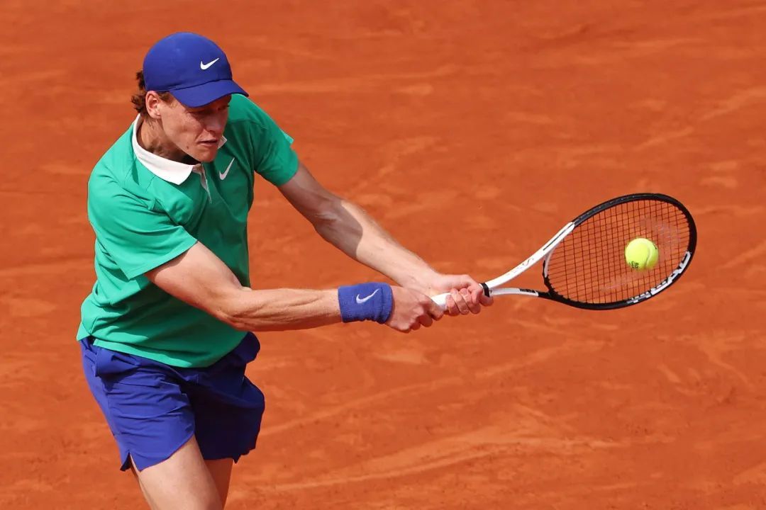 鏖战五个半小时 阿尔卡拉斯再封王 鏖战五个半小时 阿尔卡拉斯再封王