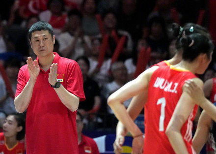 五局大战!中国女排2比3惜败土耳其女排 五局大战!中国女排2比3惜败土耳其女排