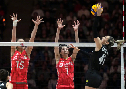 五局大战!中国女排2比3惜败土耳其女排 五局大战!中国女排2比3惜败土耳其女排