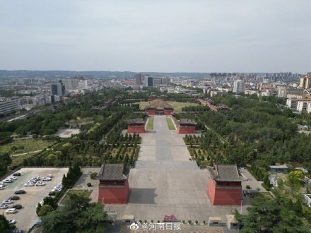 为啥不给石像生盖上玻璃保护罩？