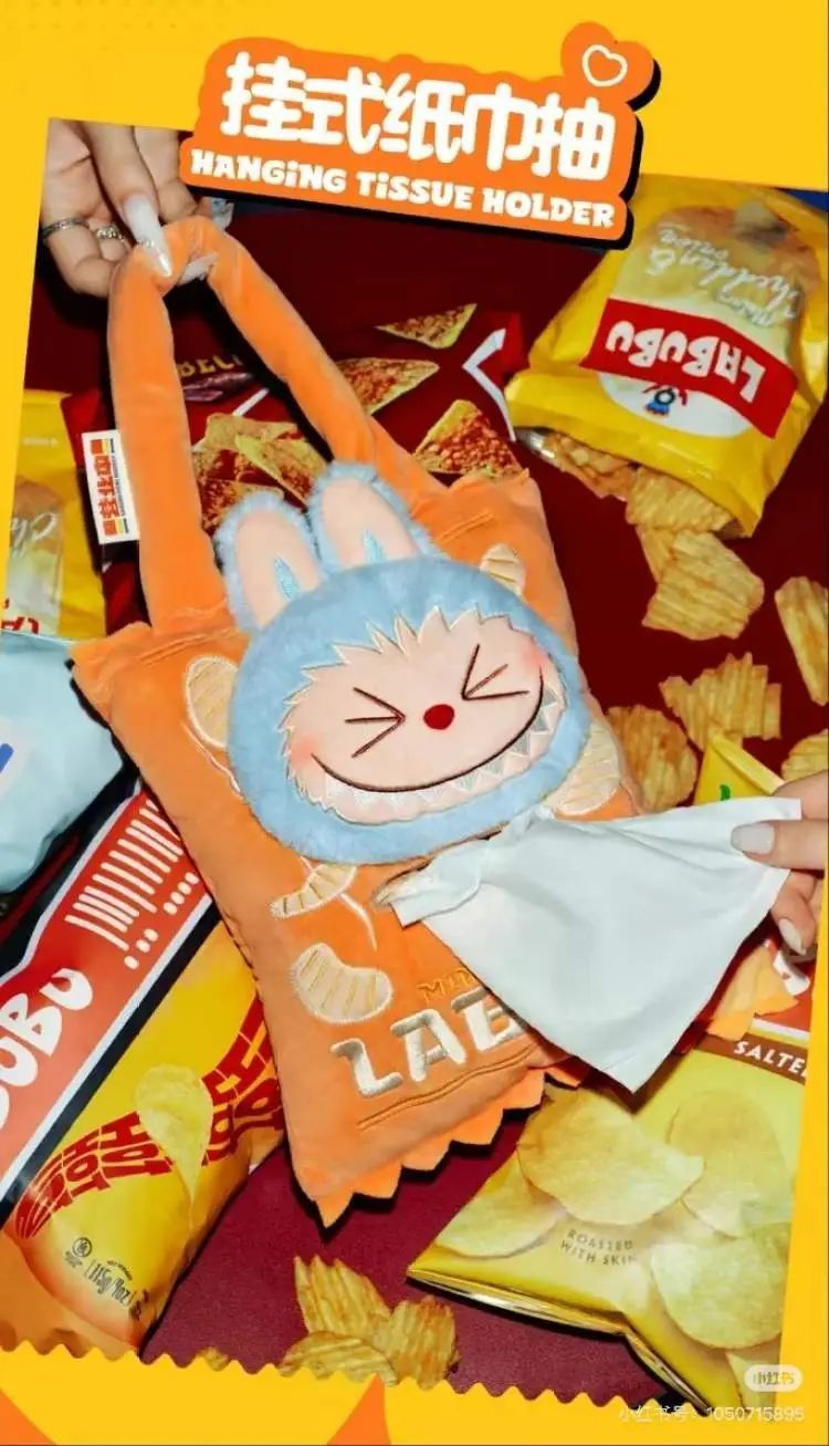 Labubu样品“痛墙”成打卡地标！开业4天已被挤爆，堪比早高峰菜市场