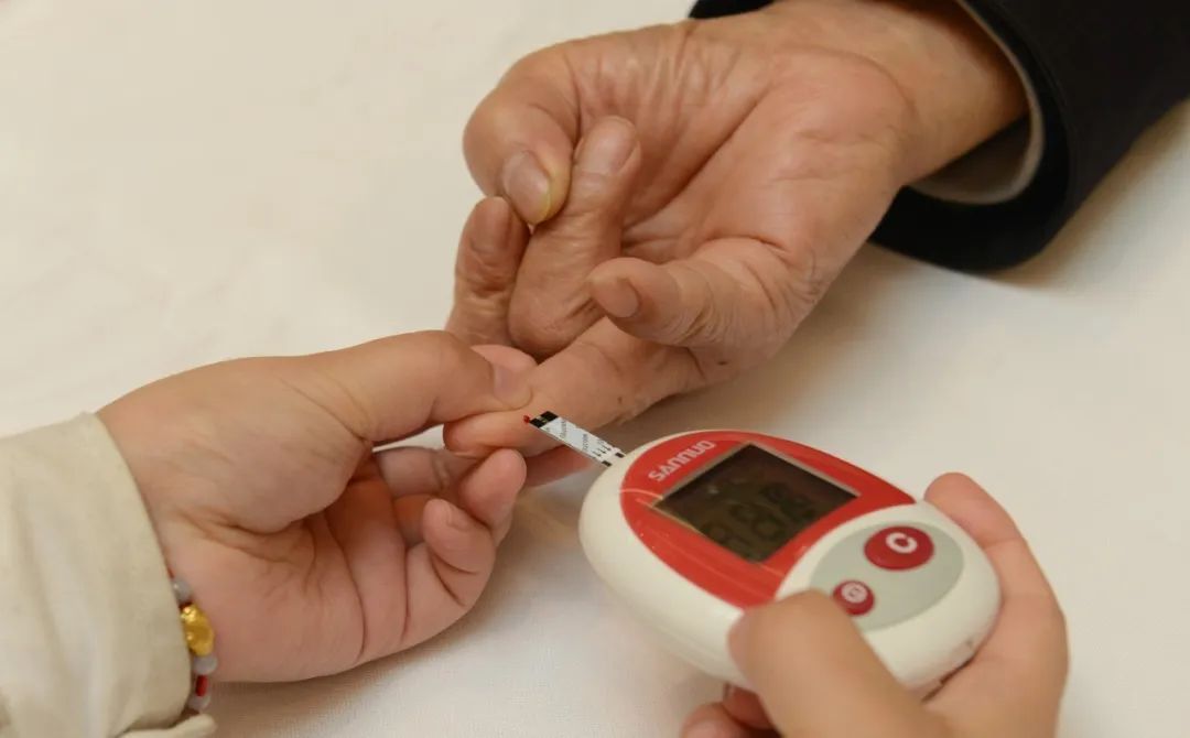 双脚出现这5个变化,一定要留意! 双脚出现这5个变化,一定要留意!