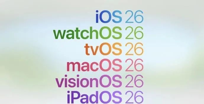 iPhone系统最激进更新来了！iOS 26变成“液态玻璃”，网友吐槽：丑得令人发指